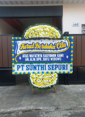Papan Bunga Duka di Tanjung Mas