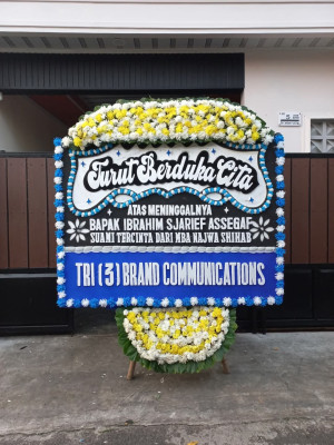 Papan Bunga Duka di Tanjung Mas